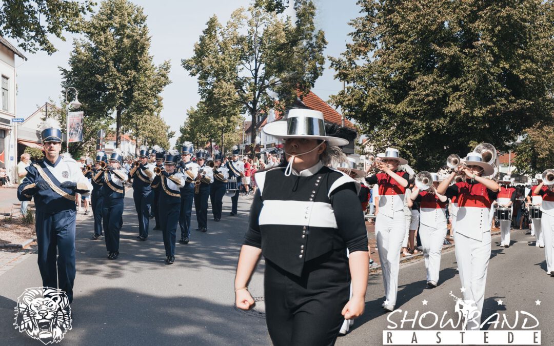 SHOWBAND RASTEDE und BLUE LIONS planen gemeinsames Musikprojekt